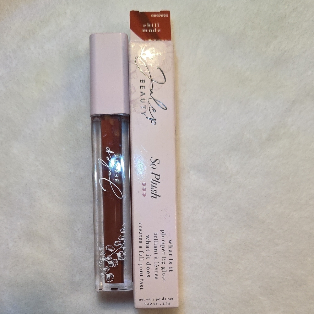 New~ Julep Beauty So Plush Lip Gloss - Chill Mode